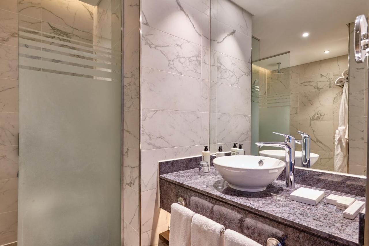 Crowne Plaza - West Cairo Arkan By Ihg 6th of October City Extérieur photo Bathroom